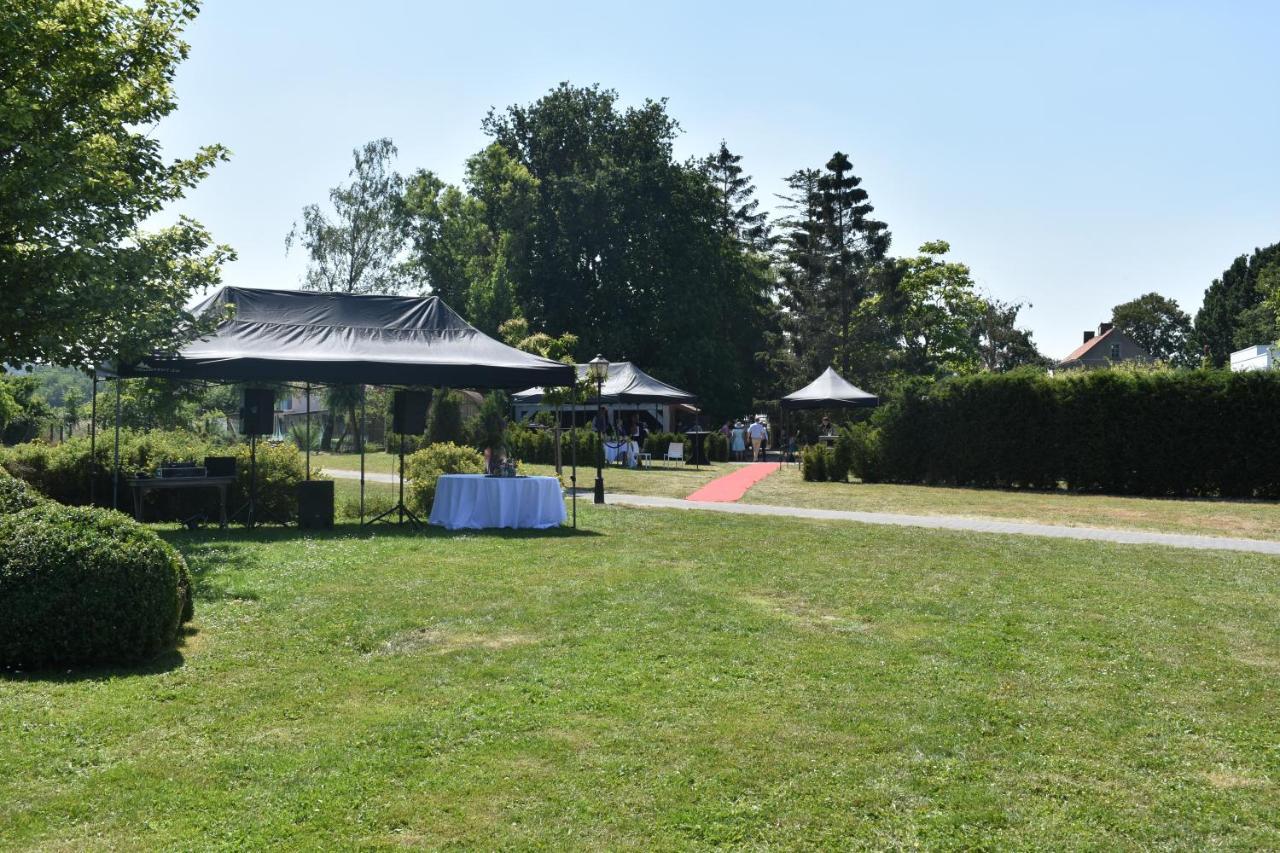 Hotel De Pupiter Kluisbergen Luaran gambar