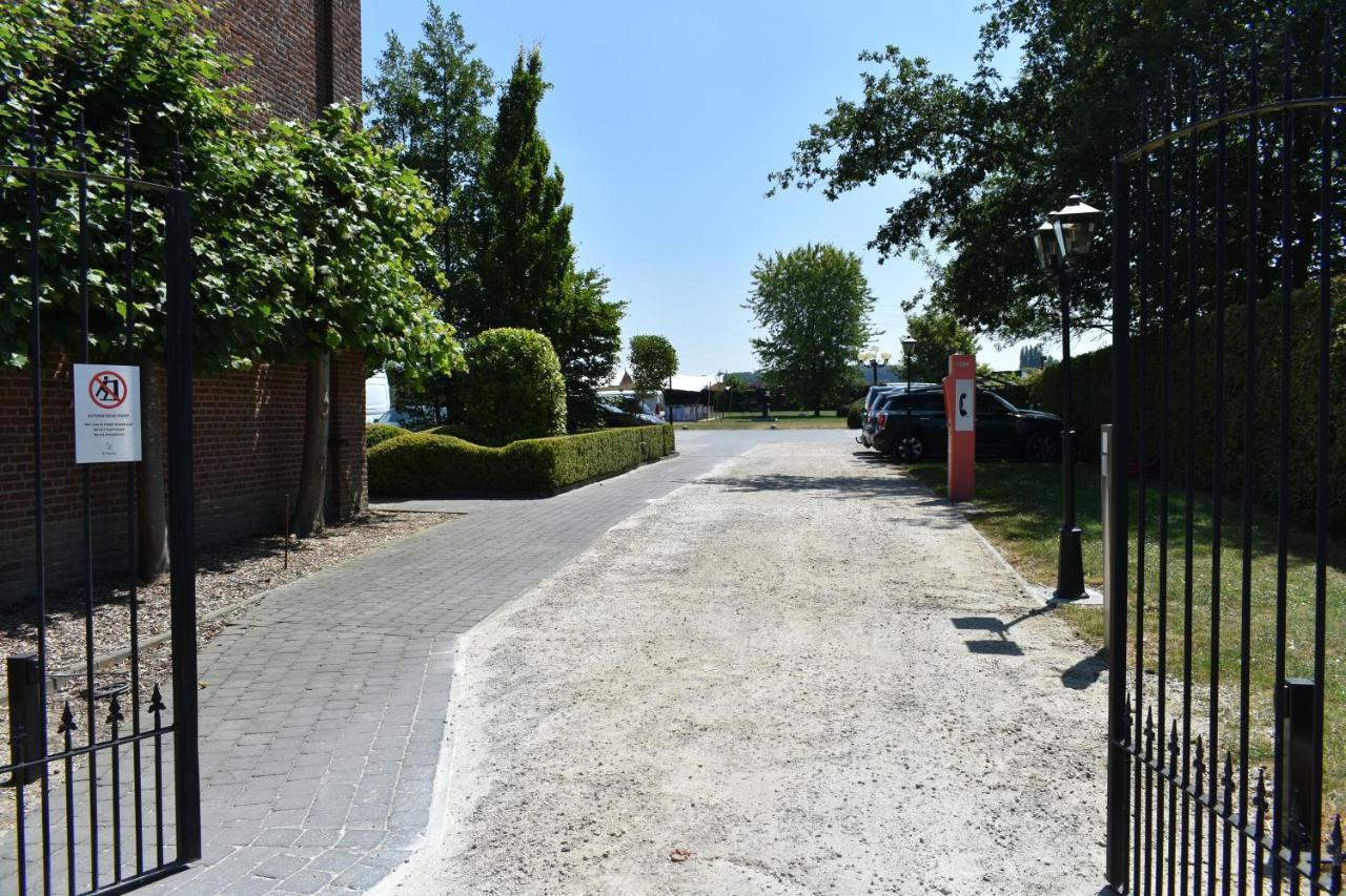 Hotel De Pupiter Kluisbergen Luaran gambar